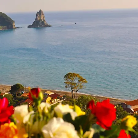 Beautiful Maria With Amazing Pool - Agios Gordios Apartment *